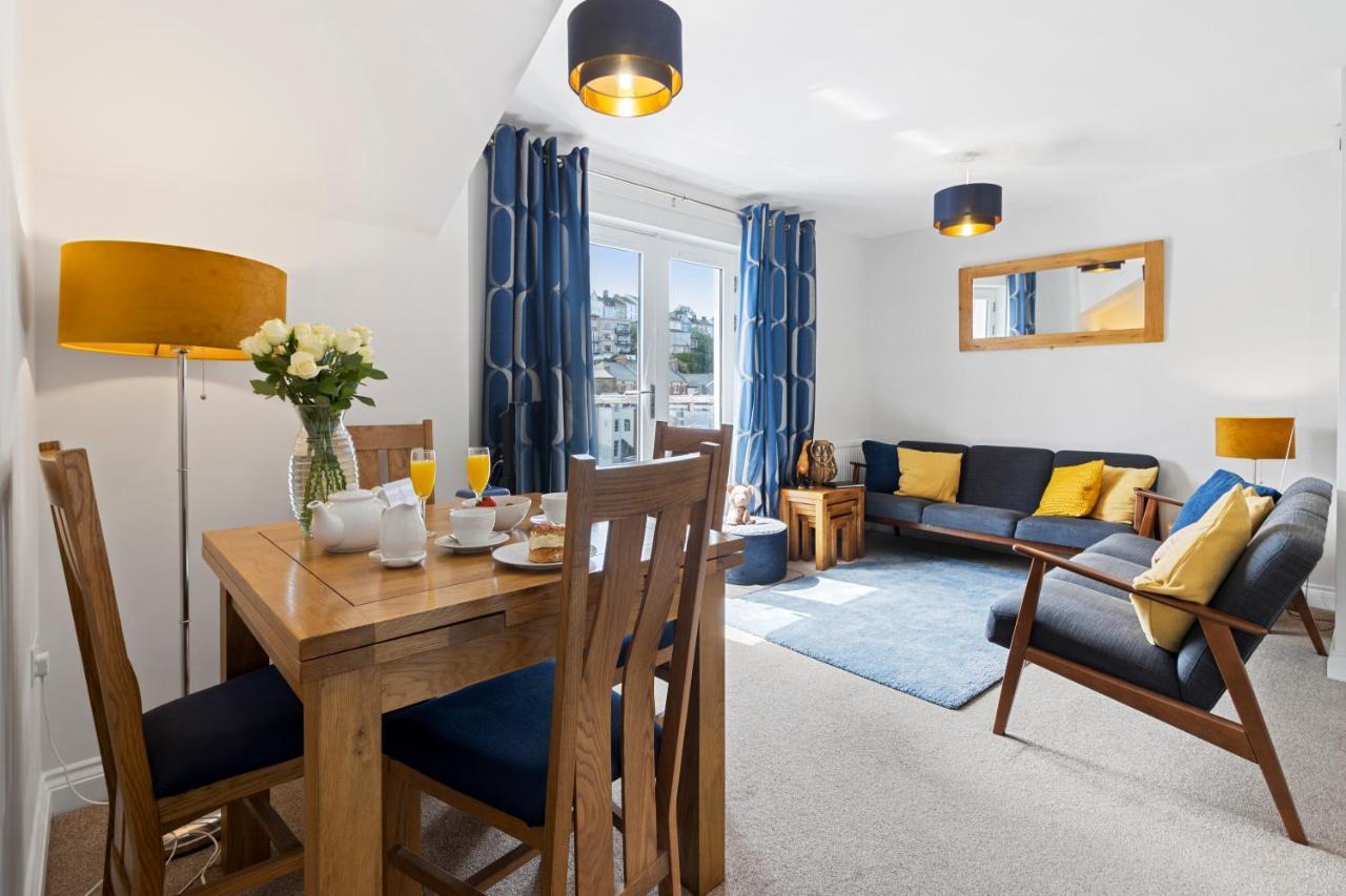 A Modern And Cosy Apartment Just Yards From Brixham'S Bustling Harbourside Exterior photo