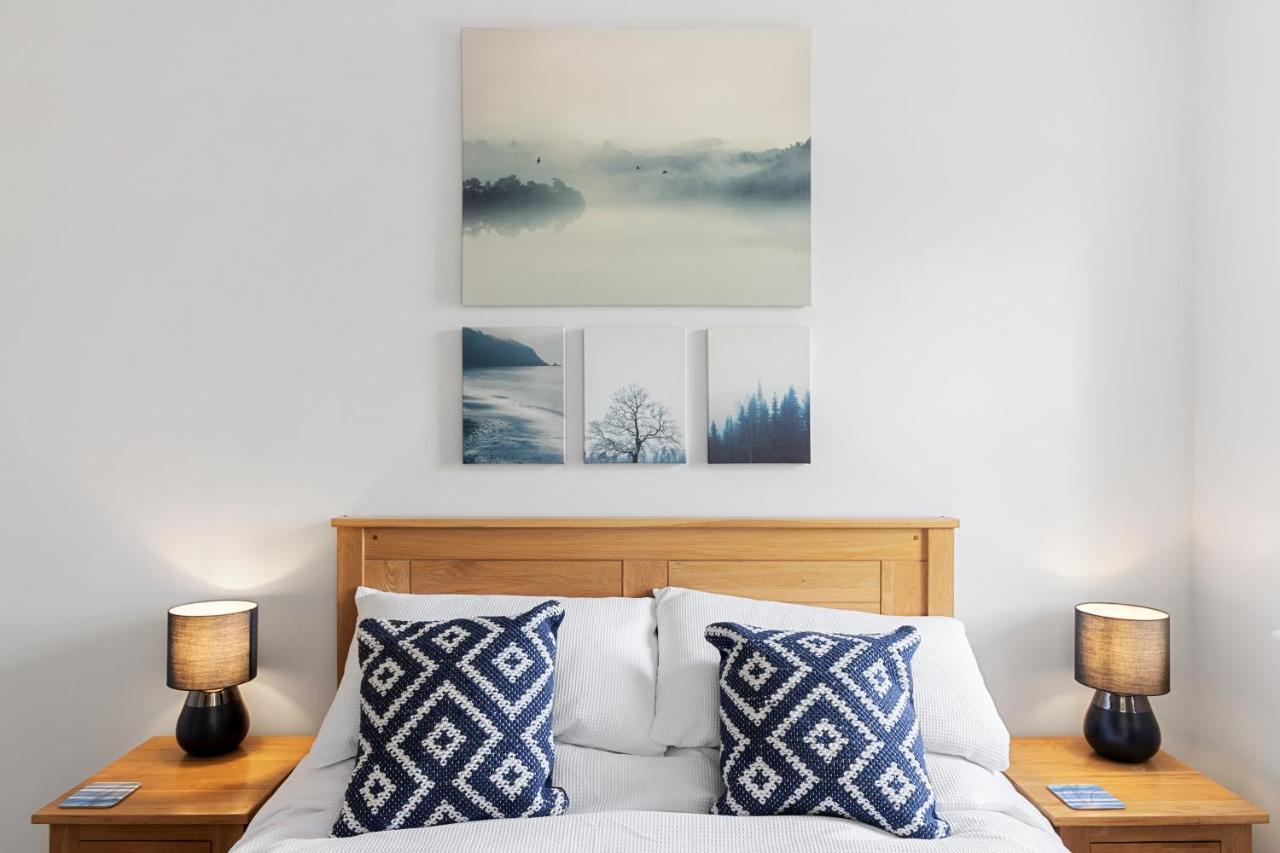 A Modern And Cosy Apartment Just Yards From Brixham'S Bustling Harbourside Exterior photo